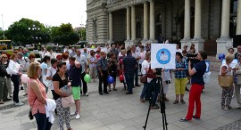 Bizonyítványosztó tüntetés 2016.06.11. Győr