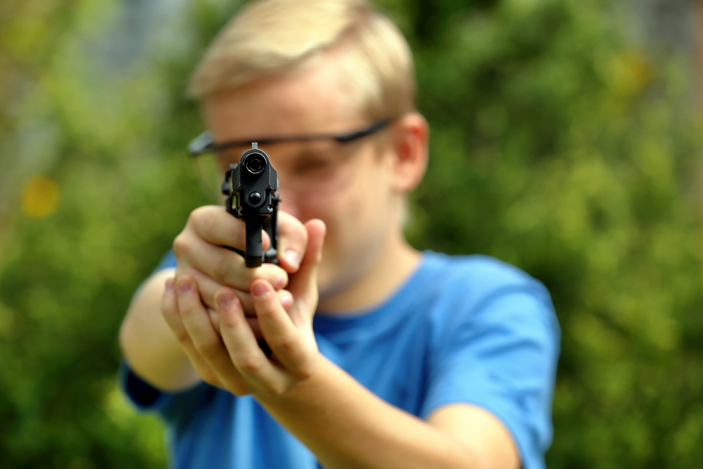 PSZ: a szülőnek legyen beleszólása az iskolai lövészetbe!